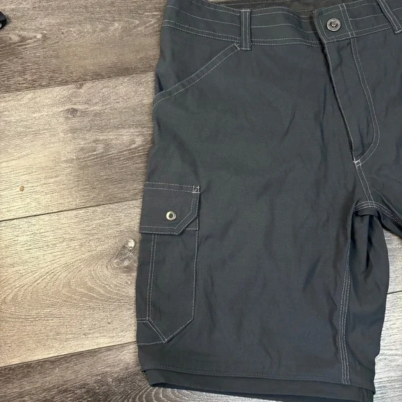 Kuhl Renegade Stealth Convertible Mens 34x30 Grey Zip Off Hiking Cargo Shorts - Picture 3 of 16